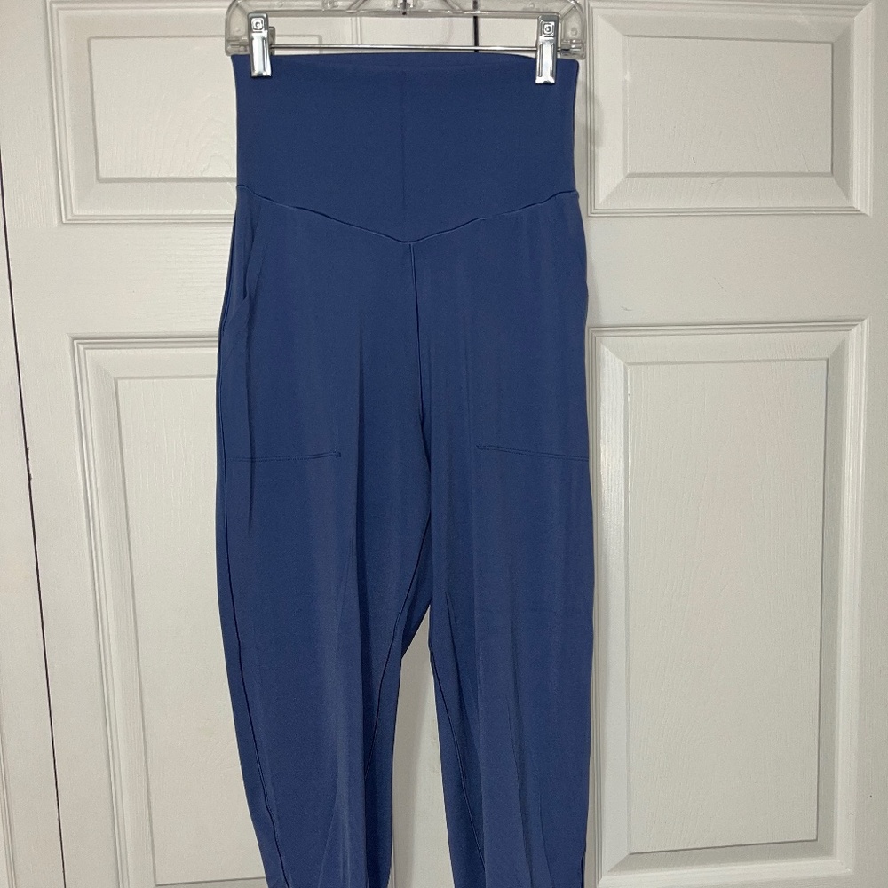OFFLINE by Aerie Real Me Jogger Periwinkle